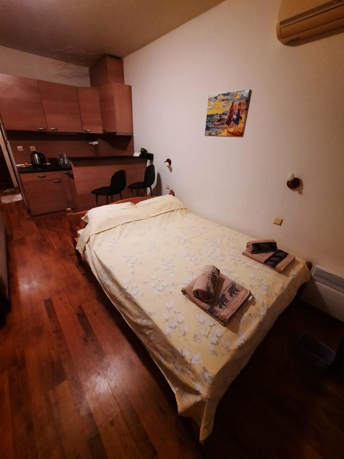 Апатаменти За Гости Sunshine И Glory Apartment สวิติ วลัส ภายนอก รูปภาพ