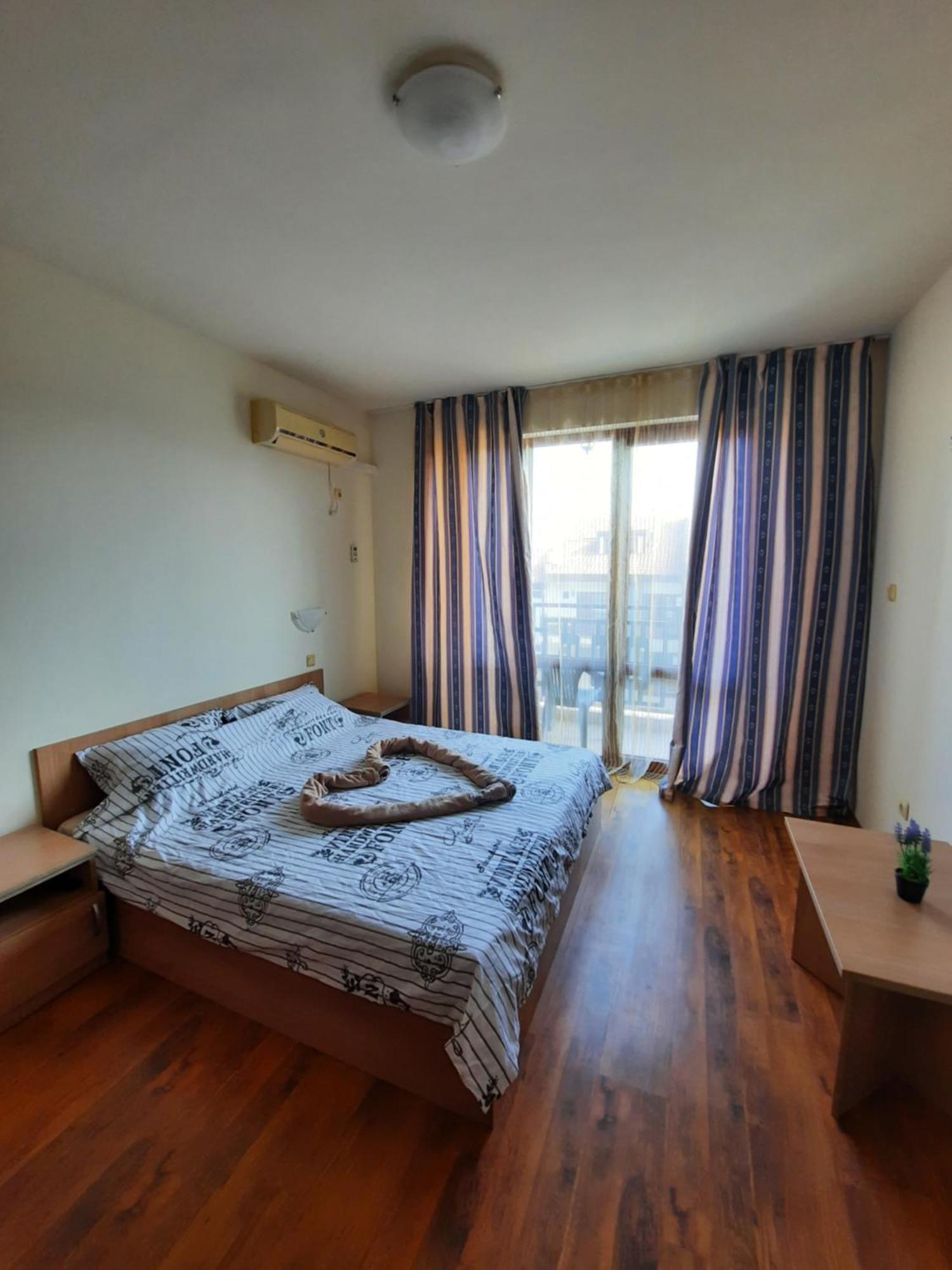 Апатаменти За Гости Sunshine И Glory Apartment สวิติ วลัส ภายนอก รูปภาพ