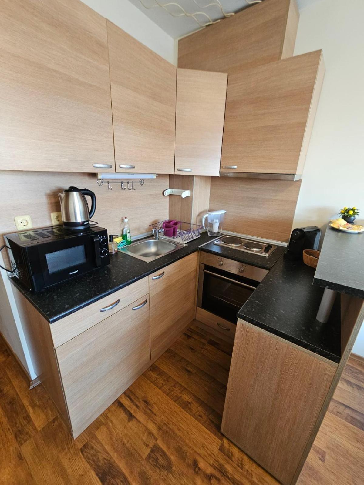 Апатаменти За Гости Sunshine И Glory Apartment สวิติ วลัส ภายนอก รูปภาพ