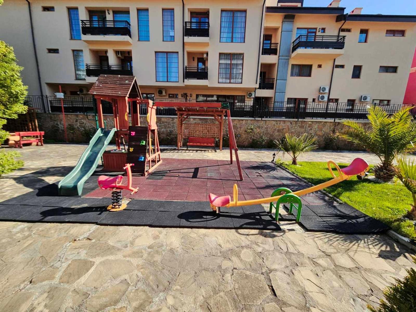 Апатаменти За Гости Sunshine И Glory Apartment สวิติ วลัส ภายนอก รูปภาพ